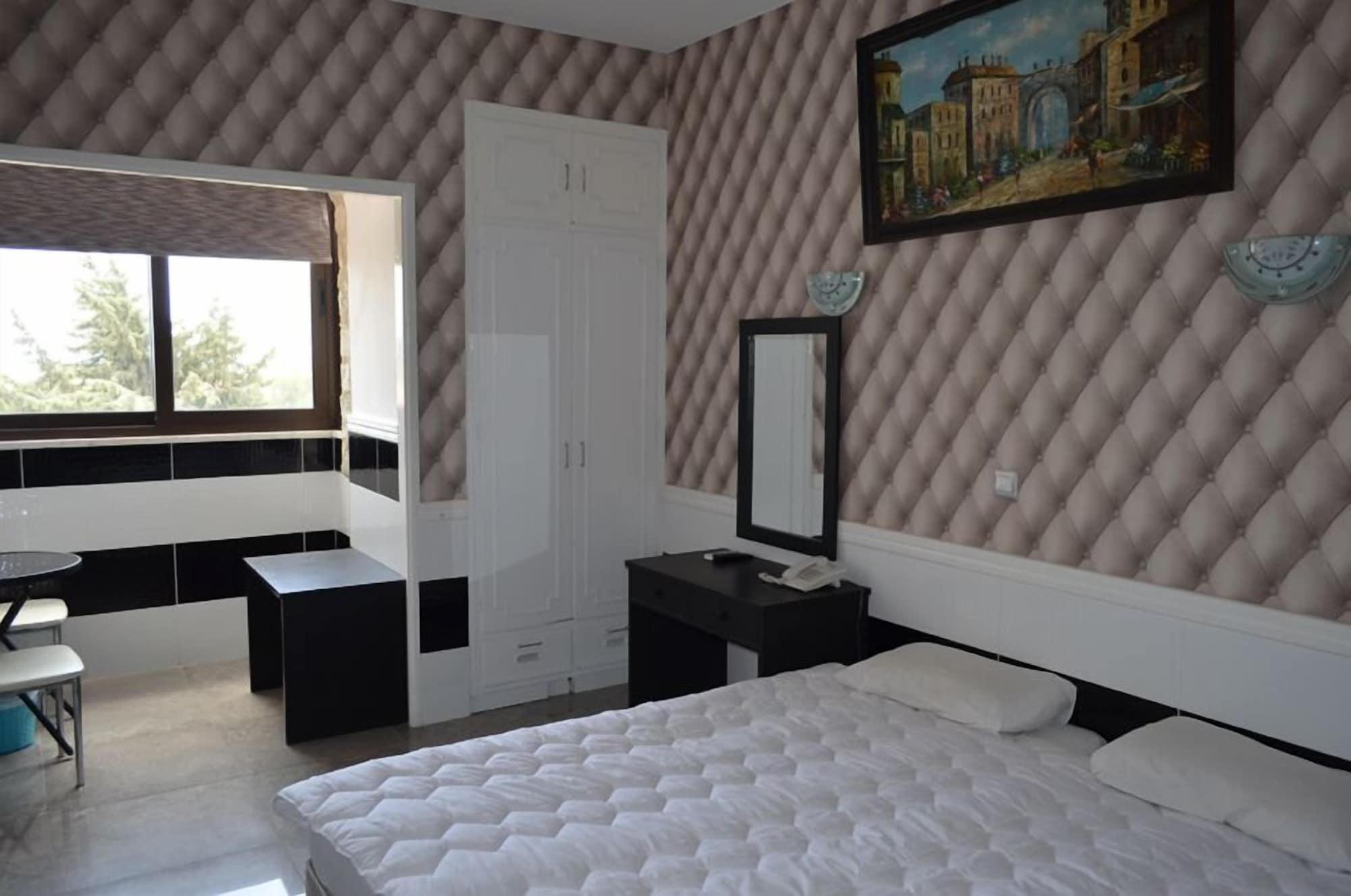 בורוקליני Vergi City Hotel מראה חיצוני תמונה