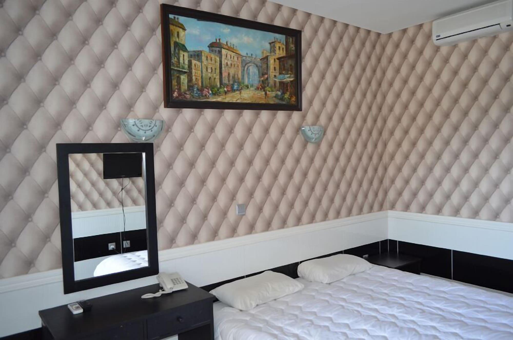 בורוקליני Vergi City Hotel מראה חיצוני תמונה